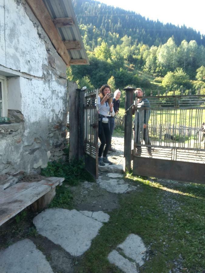 David Kakhiani Guest House Zhabeshi Екстериор снимка