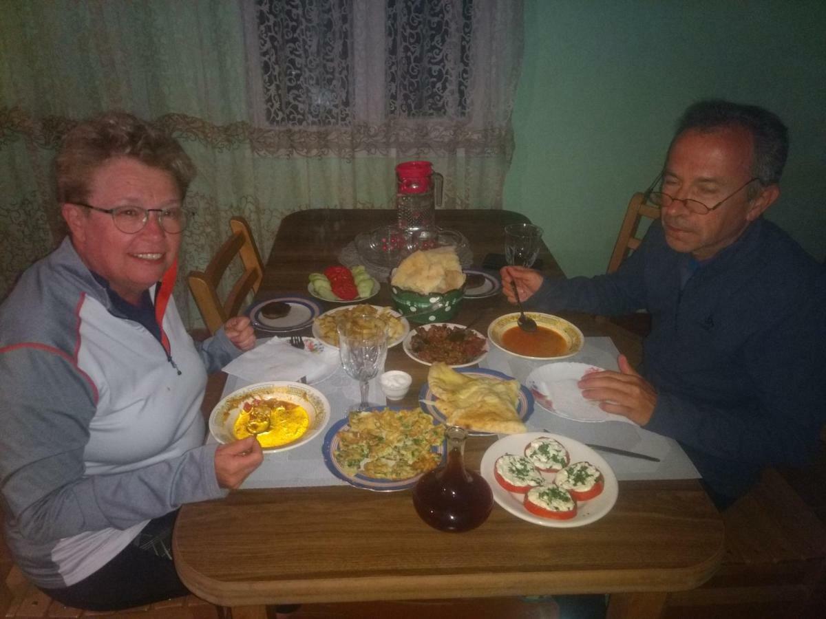 David Kakhiani Guest House Zhabeshi Екстериор снимка